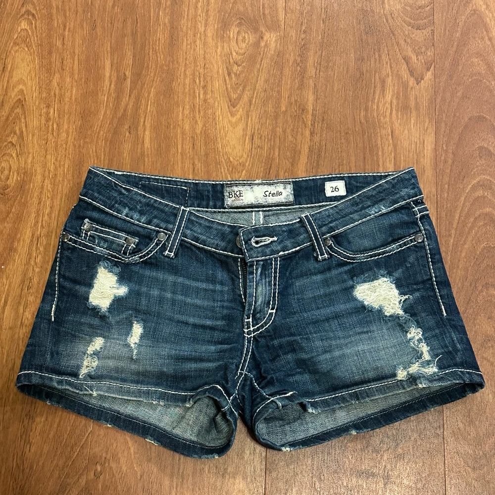 BKE Distressed Jean Shorts - Stella 26